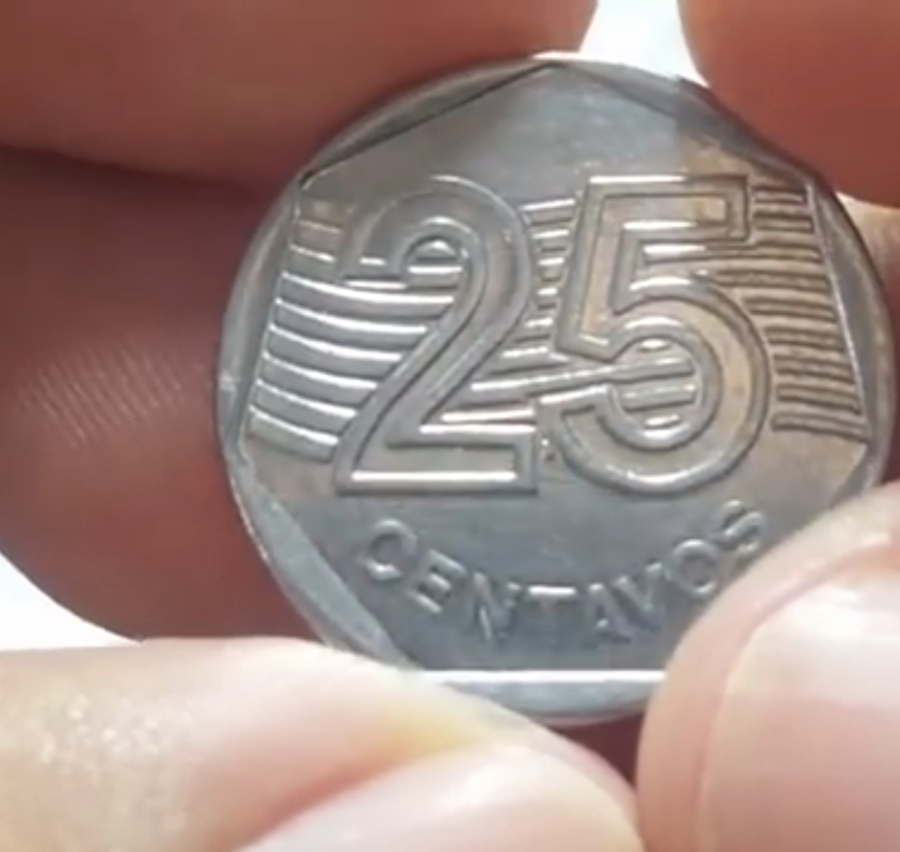 Peça de 1994 chama atenção pelo formato diferente e história econômica 