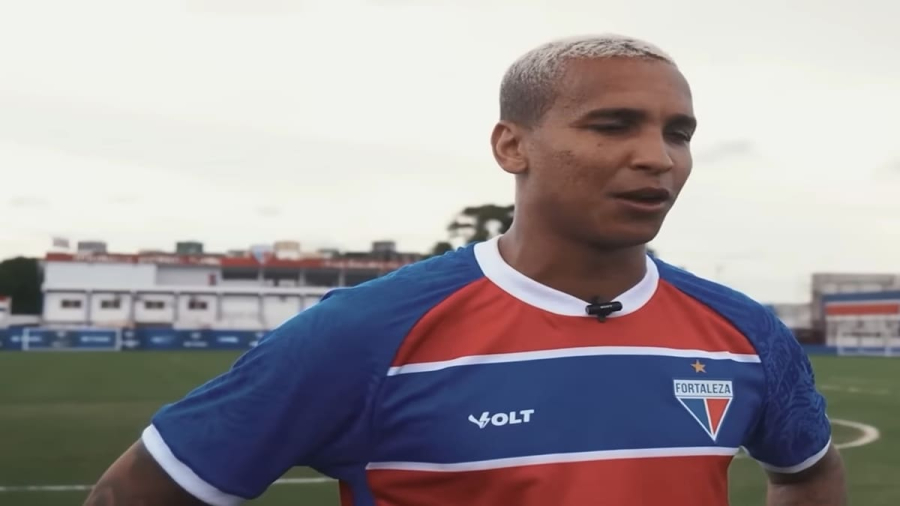 LDU anuncia Deyverson e agita o mercado sul-americano